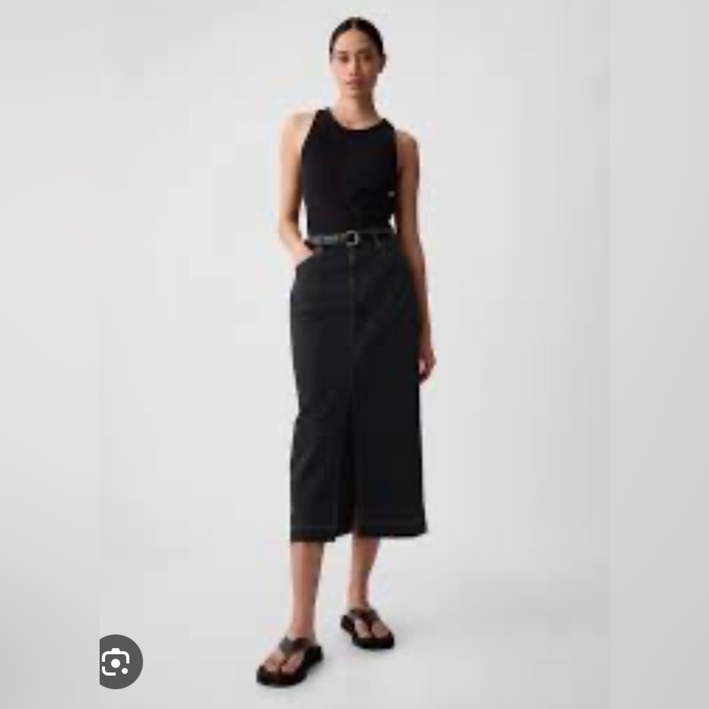GAP Black washed Denim midi pencil Skirt size 24/00P